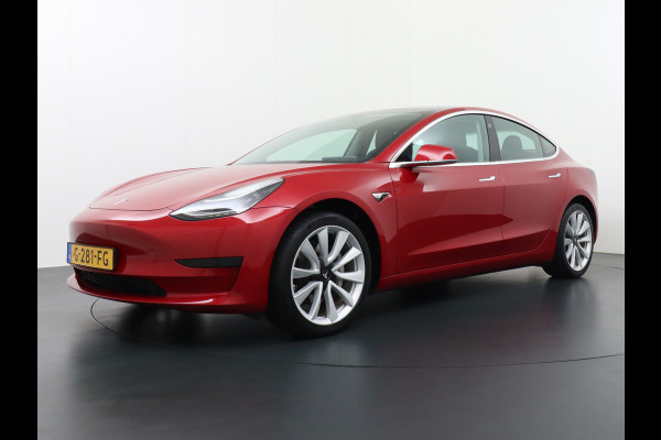 Tesla Model 3 SR+60kWh Trekhaak 325PK 19" 59.000 nieuw ! AutoPilot FSD.vb Premium-Luidsprekers Leer PanoDak Adaptive cruise 18" Camera's Elekt Ecc Navigatiesysteem full map LED-a+v Comfortstoel(en) ACC Dual-ECC DAB Voorverwarmen interieur via App Keyless via Telefoonsleutel One-Pedal-Drive Origin. NLse auto !