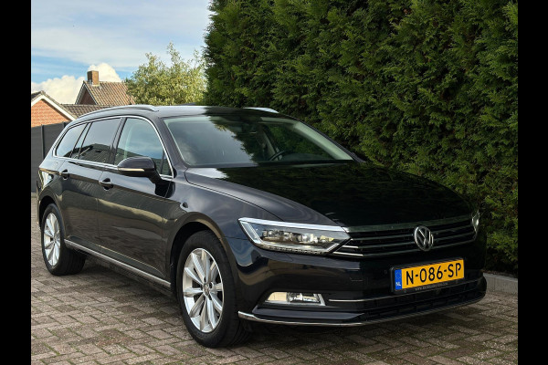 Volkswagen Passat Variant 2.0 TDI Highline DSG Camera Leder