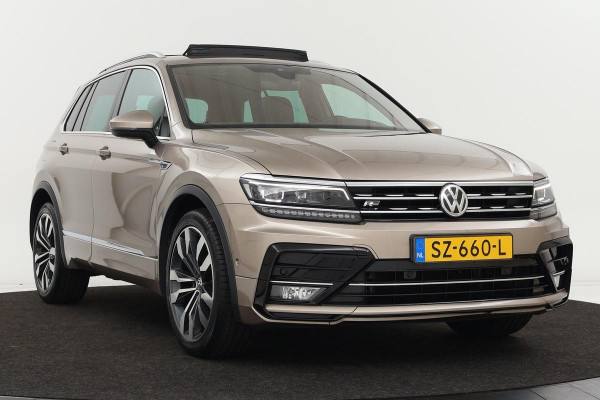 Volkswagen Tiguan 1.4 TSI Highline R | Panoramadak | Camera | Stoelverwarming | Keyless | Park Assist | Full LED | Carplay | Active Info