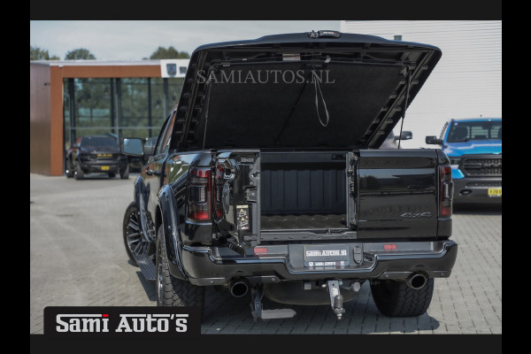 Dodge Ram 1500 BLACK BEAST | HULK PACKAGE | HEMI 5.7 V8 4x4 | LIMITED EDITION | EERSTE EIGENAAR | BOM VOL | DUBBELE CABINE | 5 PERSOONS PICK UP | MWK KLEP | LUCHTVERING | HUD |