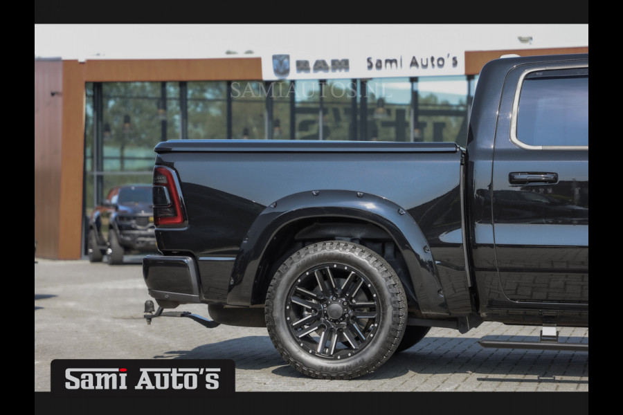 Dodge Ram 1500 BLACK BEAST | HULK PACKAGE | HEMI 5.7 V8 4x4 | LIMITED EDITION | EERSTE EIGENAAR | BOM VOL | DUBBELE CABINE | 5 PERSOONS PICK UP | MWK KLEP | LUCHTVERING | HUD |