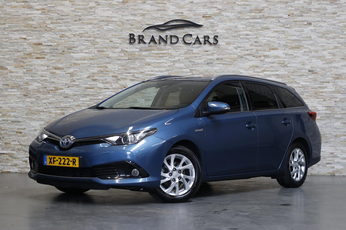 Toyota Auris Touring Sports 1.8 Hybrid Executive Go