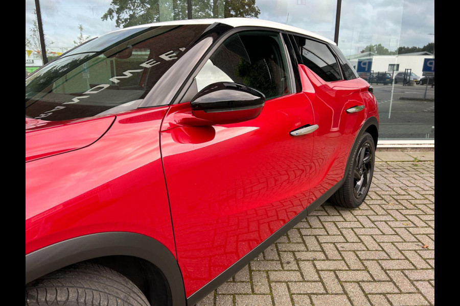 DS DS 3 Crossback 1.2 Turbo 100pk So Chic - Navi - Leder - Camera - Winterpakket - Org.NL