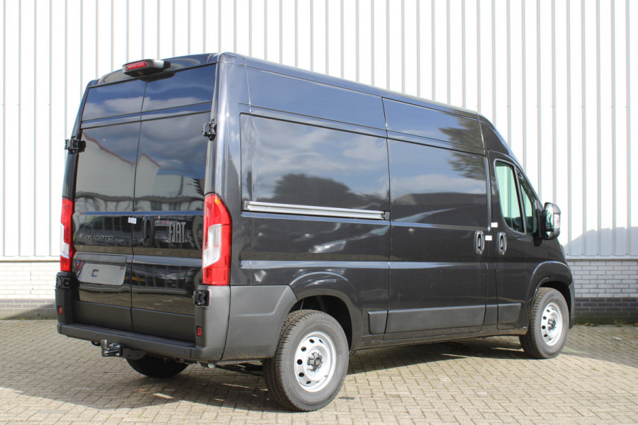 Fiat Ducato 2.2 MultiJet 140 PK S&S L2H2 3.3t | 140 pk | Airco | Zijschuifdeur links | Trekhaak | Techno pakket | Worksite light |