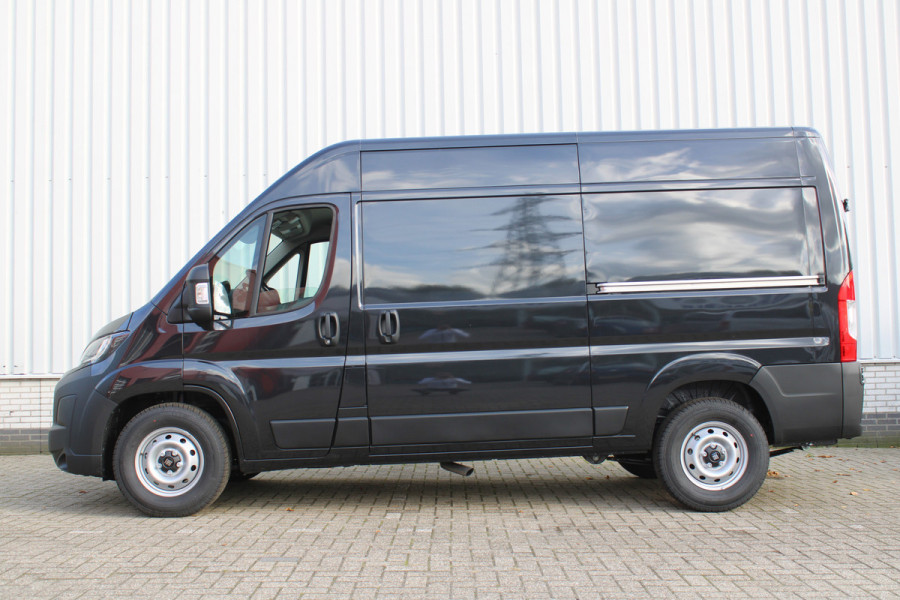 Fiat Ducato 2.2 MultiJet 140 PK S&S L2H2 3.3t | 140 pk | Airco | Zijschuifdeur links | Trekhaak | Techno pakket | Worksite light |