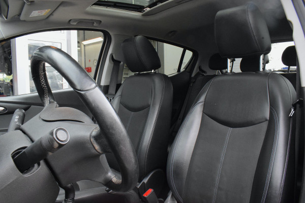 Opel KARL 1.0 ecoFLEX Cosmo | Parkeersensoren | Schuifdak | Stuur- en Stoelverw. | Half Leer