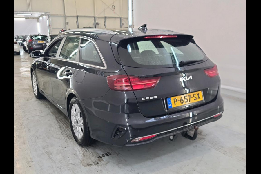 Kia Ceed Sportswagon 1.5 T-GDi DynamicLine NL AUTO | 10x in voorraad  | TREKHAAK | CARPLAY |