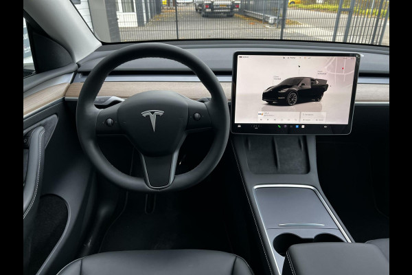 Tesla Model Y Long Range AWD 75 kWh