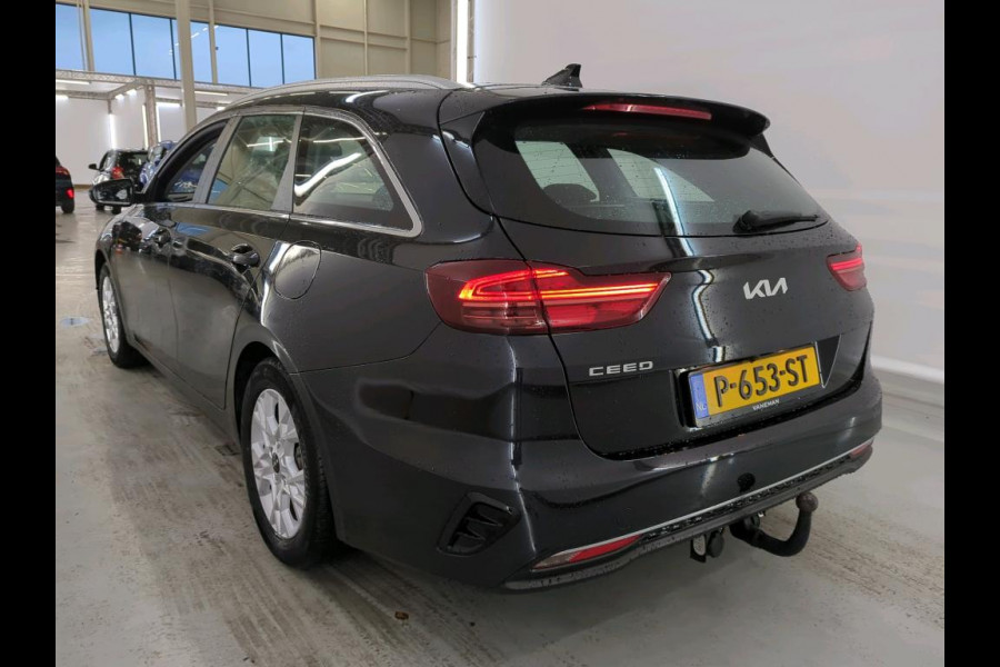 Kia Ceed Sportswagon 1.5 T-GDi DynamicLine NL AUTO | 4x in voorraad CAMERA | TREKHAAK | CARPLAY |