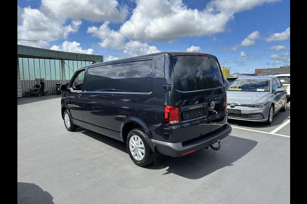 Volkswagen Transporter 2.0 TDI L2H1 28 DC 150 pk Automaat (DSG) | Dubbele cabine | Navigatie via App | Trekhaak | Parkeersensoren achter | Achteruitrijcamera | Adaptieve cruise control |