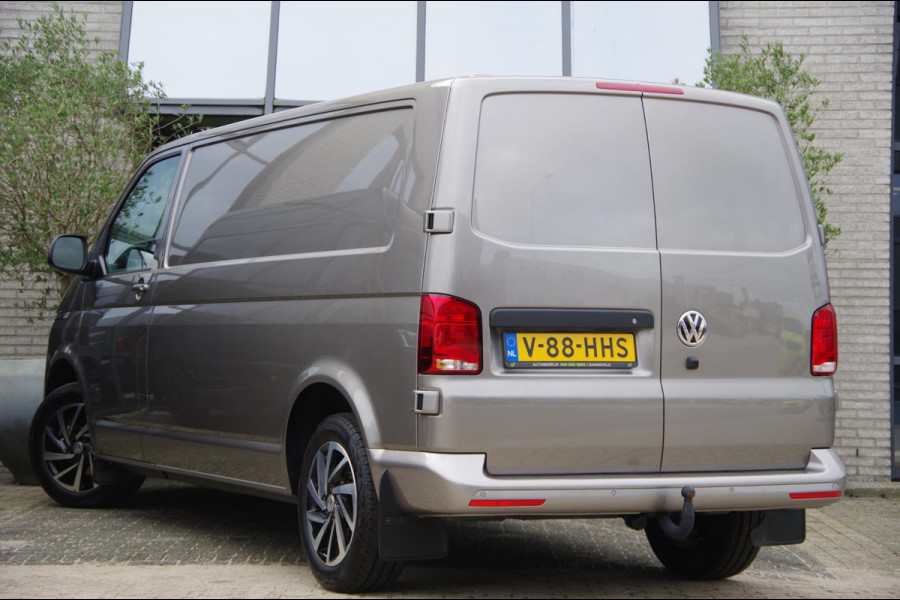 Volkswagen Transporter 2.0 TDI L2 150PK AUT. 3-ZITS, LED, ADAPT. CRUISE, TREKHAAK, NAVI, CAMERA, STANDKACHEL, STOELVERWARMING, PDC