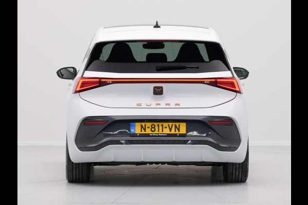 CUPRA Born Copper Edition One 204pk 62 kWh Panorama Navigatie 360 Camera Stoelverwarming Massage 53