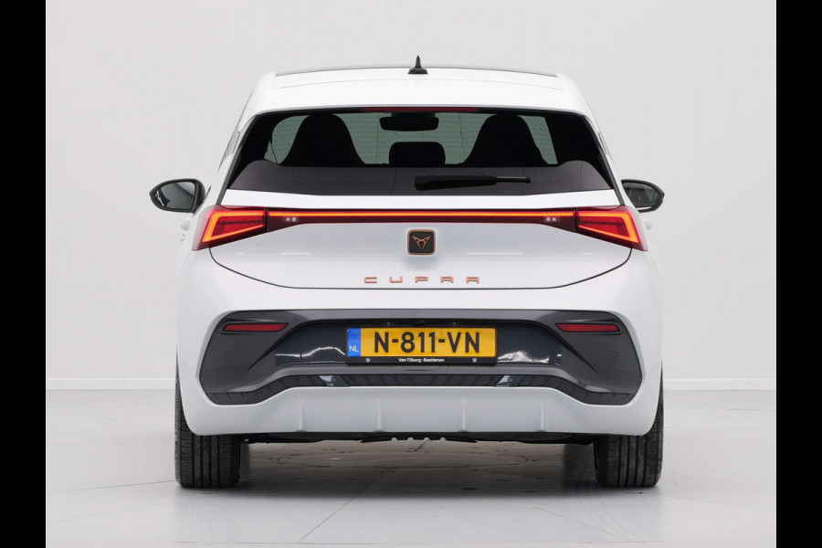 CUPRA Born Copper Edition One 204pk 62 kWh Panorama Navigatie 360 Camera Stoelverwarming Massage 53