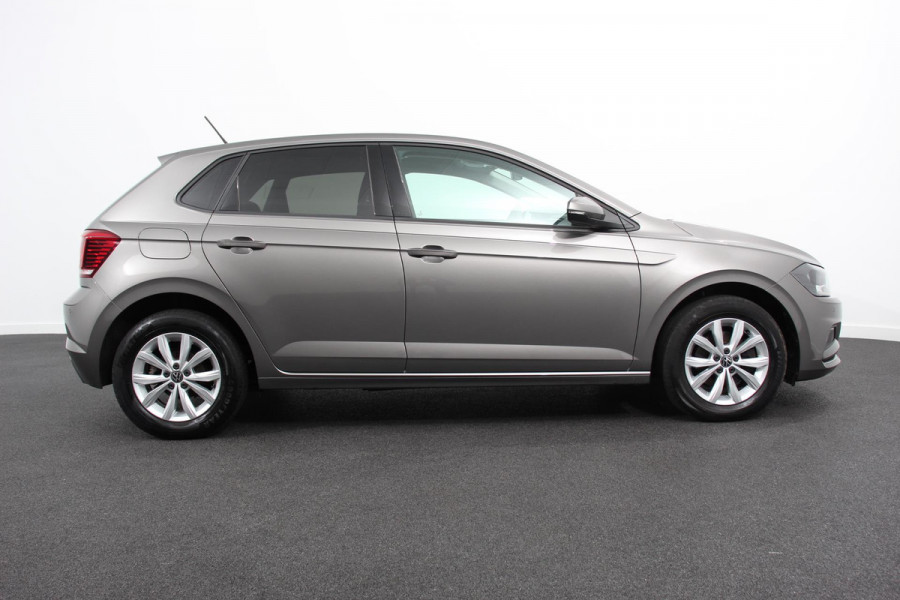 Volkswagen Polo 1.0 TSI 110pk DSG-7 Highline | Navigatie | Apple Carplay/Android Auto | Climate Control | Parkeer sensoren | Adaptive Cruise Control