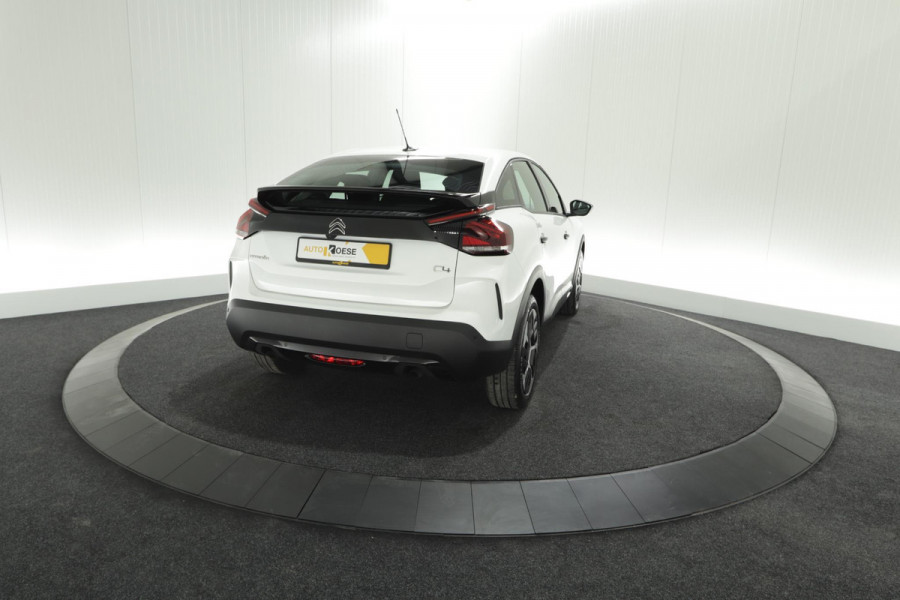 Citroën C4 Puretech 130 EAT8 Feel | Camera | Parkeersensoren | Navigatie | Apple Carplay