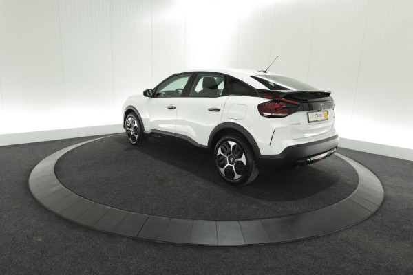Citroën C4 Puretech 130 EAT8 Feel | Camera | Parkeersensoren | Navigatie | Apple Carplay