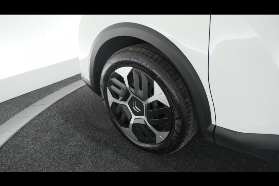 Citroën C4 Puretech 130 EAT8 Feel | Camera | Parkeersensoren | Navigatie | Apple Carplay