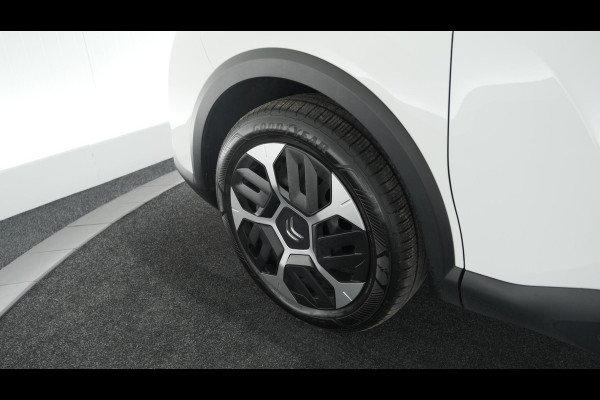 Citroën C4 Puretech 130 EAT8 Feel | Camera | Parkeersensoren | Navigatie | Apple Carplay