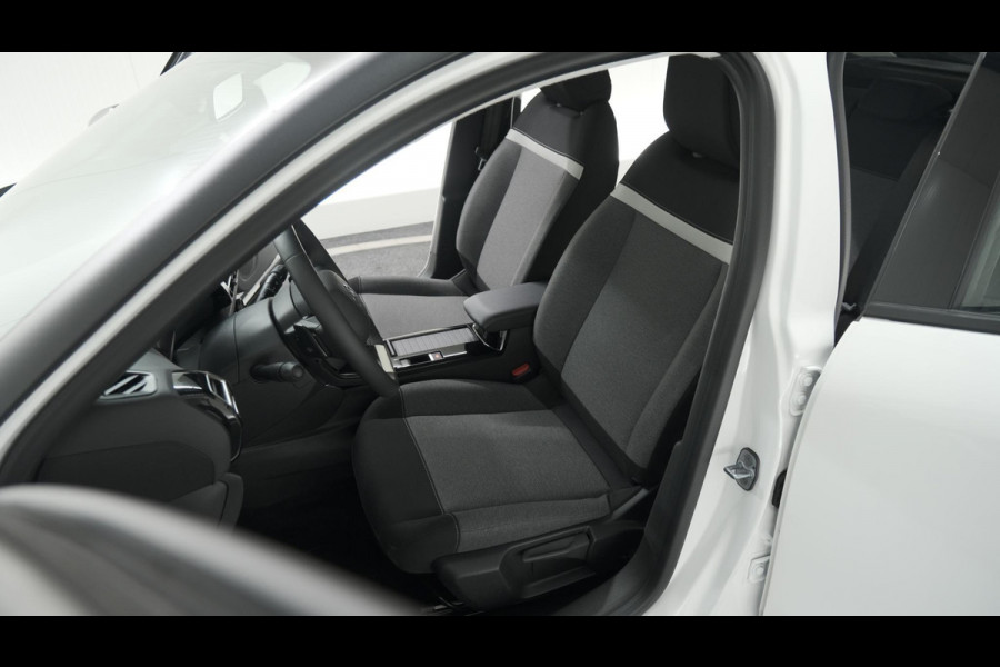 Citroën C4 Puretech 130 EAT8 Feel | Camera | Parkeersensoren | Navigatie | Apple Carplay