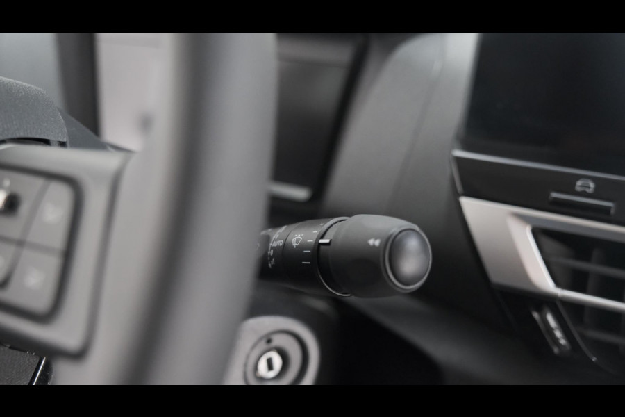 Citroën C4 Puretech 130 EAT8 Feel | Camera | Parkeersensoren | Navigatie | Apple Carplay