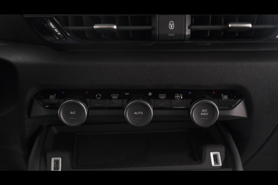 Citroën C4 Puretech 130 EAT8 Feel | Camera | Parkeersensoren | Navigatie | Apple Carplay