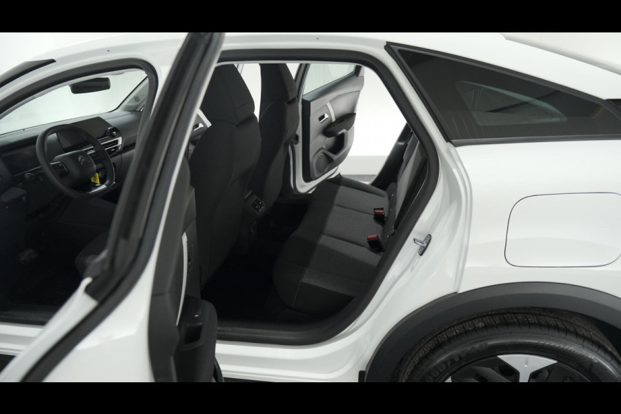 Citroën C4 Puretech 130 EAT8 Feel | Camera | Parkeersensoren | Navigatie | Apple Carplay
