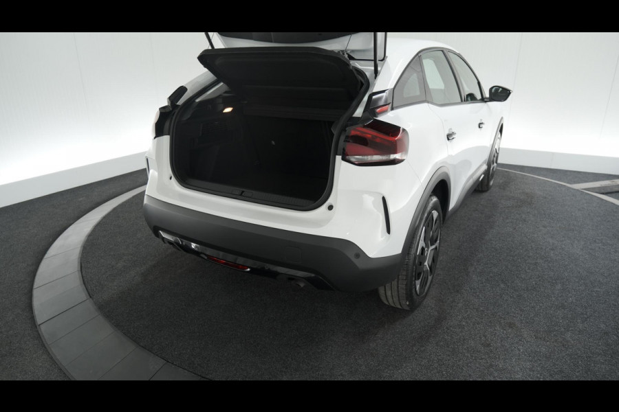 Citroën C4 Puretech 130 EAT8 Feel | Camera | Parkeersensoren | Navigatie | Apple Carplay