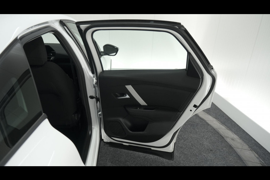 Citroën C4 Puretech 130 EAT8 Feel | Camera | Parkeersensoren | Navigatie | Apple Carplay
