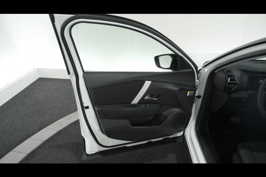 Citroën C4 Puretech 130 EAT8 Feel | Camera | Parkeersensoren | Navigatie | Apple Carplay