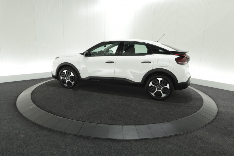 Citroën C4 Puretech 130 EAT8 Feel | Camera | Parkeersensoren | Navigatie | Apple Carplay