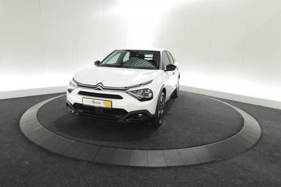 Citroën C4 Puretech 130 EAT8 Feel | Camera | Parkeersensoren | Navigatie | Apple Carplay