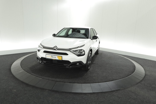 Citroën C4 Puretech 130 EAT8 Feel | Camera | Parkeersensoren | Navigatie | Apple Carplay