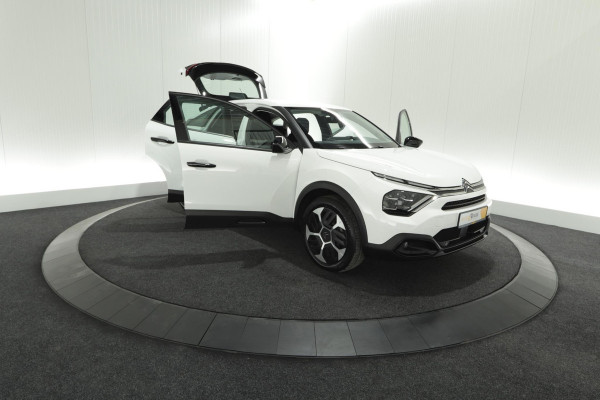 Citroën C4 Puretech 130 EAT8 Feel | Camera | Parkeersensoren | Navigatie | Apple Carplay