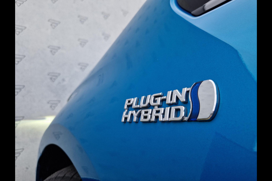 Toyota Prius 1.8 Plug-in Business Plus | Navi | BSD | Camera | Clima | Cruise | PDC | HUD | JBL |