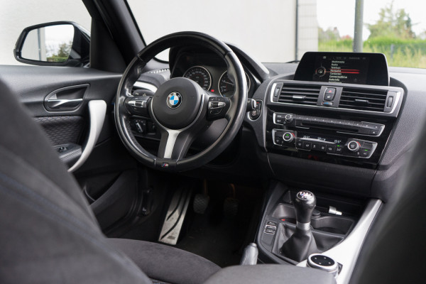 BMW 1-serie 116i Centennial Executive / M Performance/ Touch Navigatie/ Cruise Control/ 80kW (109PK)