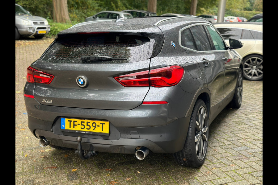 BMW X2 SDrive18d High Executive l Pano l Leder l ACC l Xenon l Automaat l HUD l