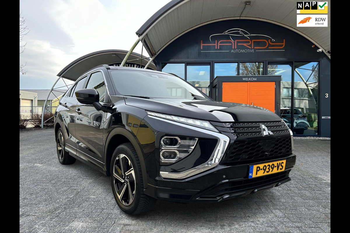 Mitsubishi Eclipse Cross 2.4 PHEV Instyle Pano Trekhaak NL-Auto 1e Eigenaar