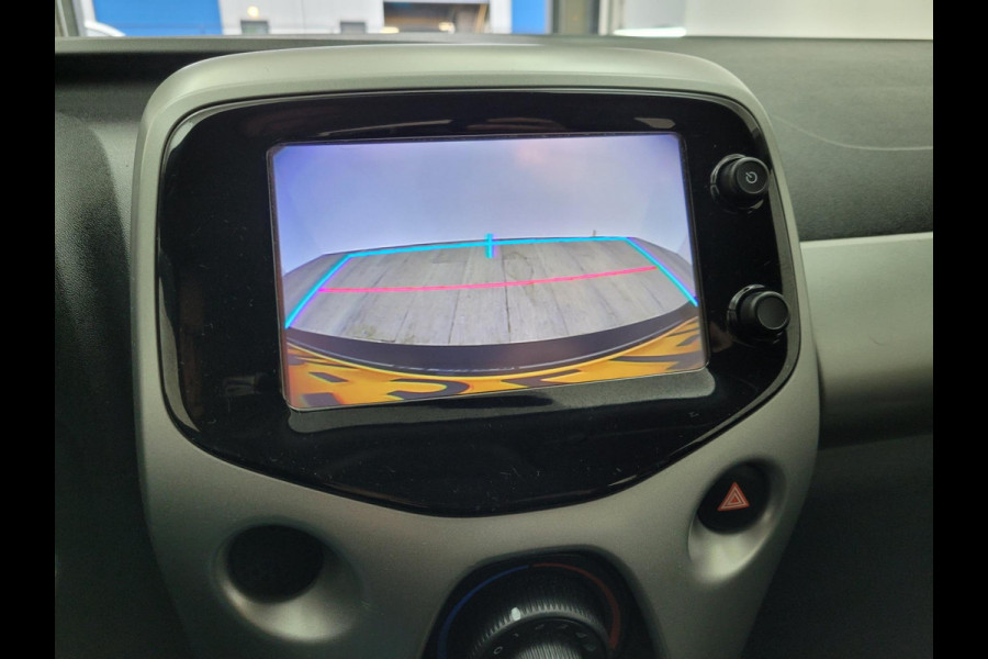 Toyota Aygo Occasion met parkeercamera en weinig km | Tweedehands Toyota Aygo X play uitv. | ex Dealerauto | Bovag | Nieuwe apk