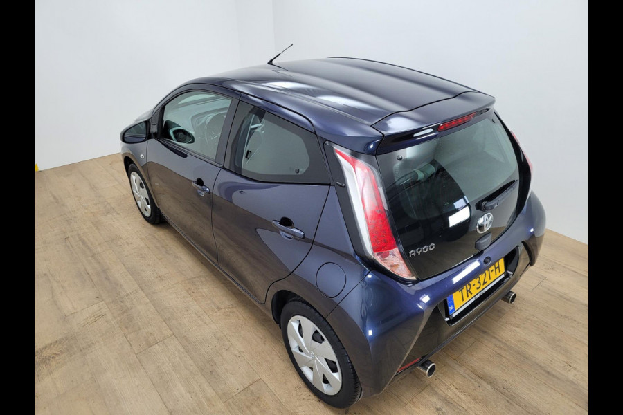 Toyota Aygo Occasion met parkeercamera en weinig km | Tweedehands Toyota Aygo X play uitv. | ex Dealerauto | Bovag | Nieuwe apk