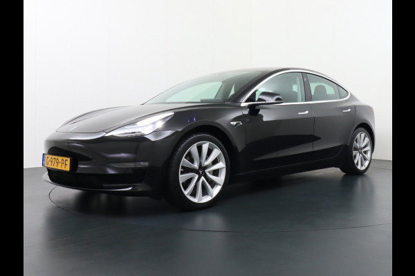 Tesla Model 3 Long Range Trekhaak 1000kg!  75 kWh 463PK FSD-vb. Premium Audio 4wd 19" AutoPilot Pano.dak Camera Leer Adaptive-Cruise+Stop&Go   Veel grip door AWD vierwielaandrijving.  Origineel Nederlandse auto ! grootste accu ! tot 16,5 kwh thuis laden, 120kw/h snelladen per uur !