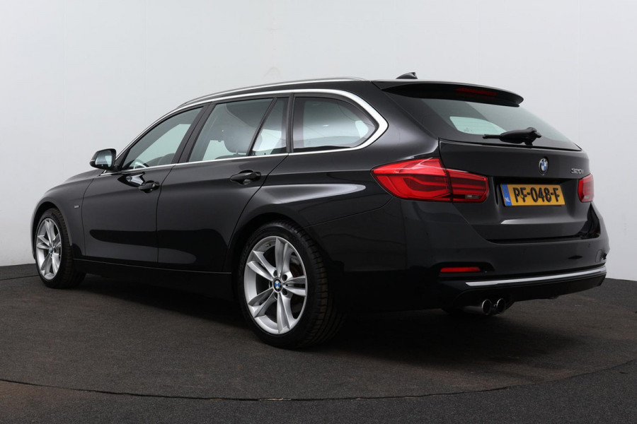 BMW 3 Serie Touring 320i Corporate Lease High Executive (NL-auto, Dealer OnderH, Navi Groot, StoelV, Parkeersensoren, Clima, Etc)