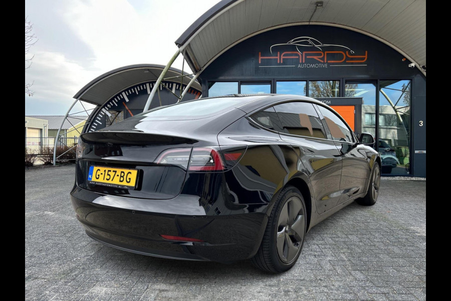 Tesla Model 3 Standard RWD Zwart/Zwart SOH 90% Rijklaarprijs!