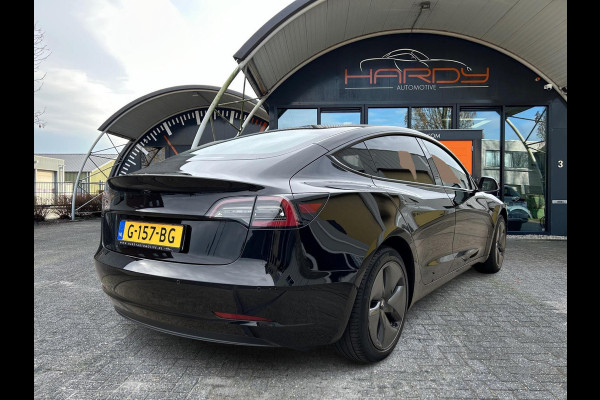 Tesla Model 3 Standard RWD Zwart/Zwart SOH 90% Rijklaarprijs!