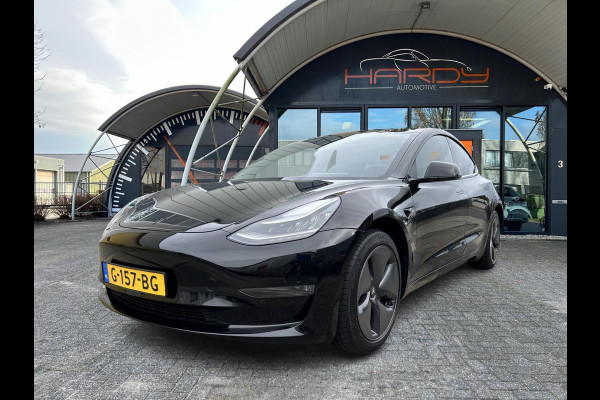 Tesla Model 3 Standard RWD Zwart/Zwart SOH 90% Rijklaarprijs!