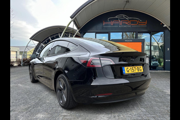 Tesla Model 3 Standard RWD Zwart/Zwart SOH 90% Rijklaarprijs!