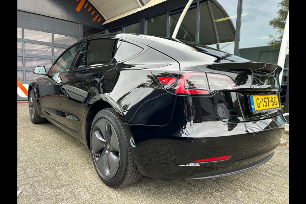 Tesla Model 3 Standard RWD Zwart/Zwart SOH 90% Rijklaarprijs!