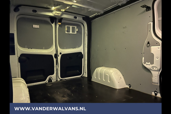 Renault Trafic 1.6 dCi 126pk L2H1 Euro6 Airco | 2x zijdeur | Navigatie | Trekhaak | Cruisecontrol Parkeersensoren, Bijrijdersbank