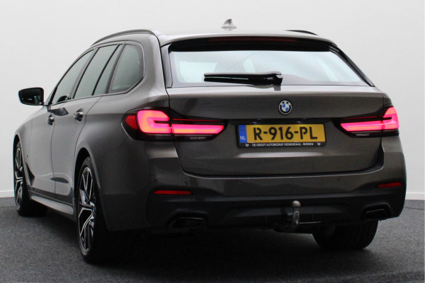 BMW 5 Serie Touring 520i Business Edition Plus M Sportpakket, Leer, BMW Laser, Apple Carplay, ACC, Trekhaak, 19''