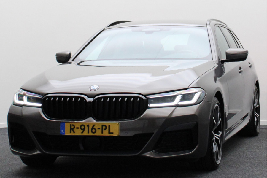 BMW 5 Serie Touring 520i Business Edition Plus M Sportpakket, Leer, BMW Laser, Apple Carplay, ACC, Trekhaak, 19''