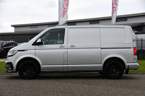 Volkswagen Transporter 2.0 TDI L1H1 Highline Adaptieve Cruise, Camera, Carplay, 150Pk, Multimedia, Dubbele Schuifdeur, Stoelverwarming, Standkachel,